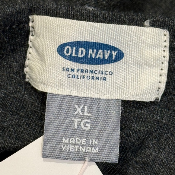 Old Navy Gray Sequin Front Tank Top Size XL - Picture 10 of 13